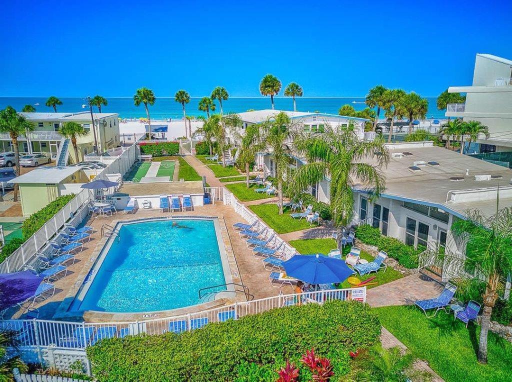 Aparthotel Sea Crest Point O'Rocks Exterior foto