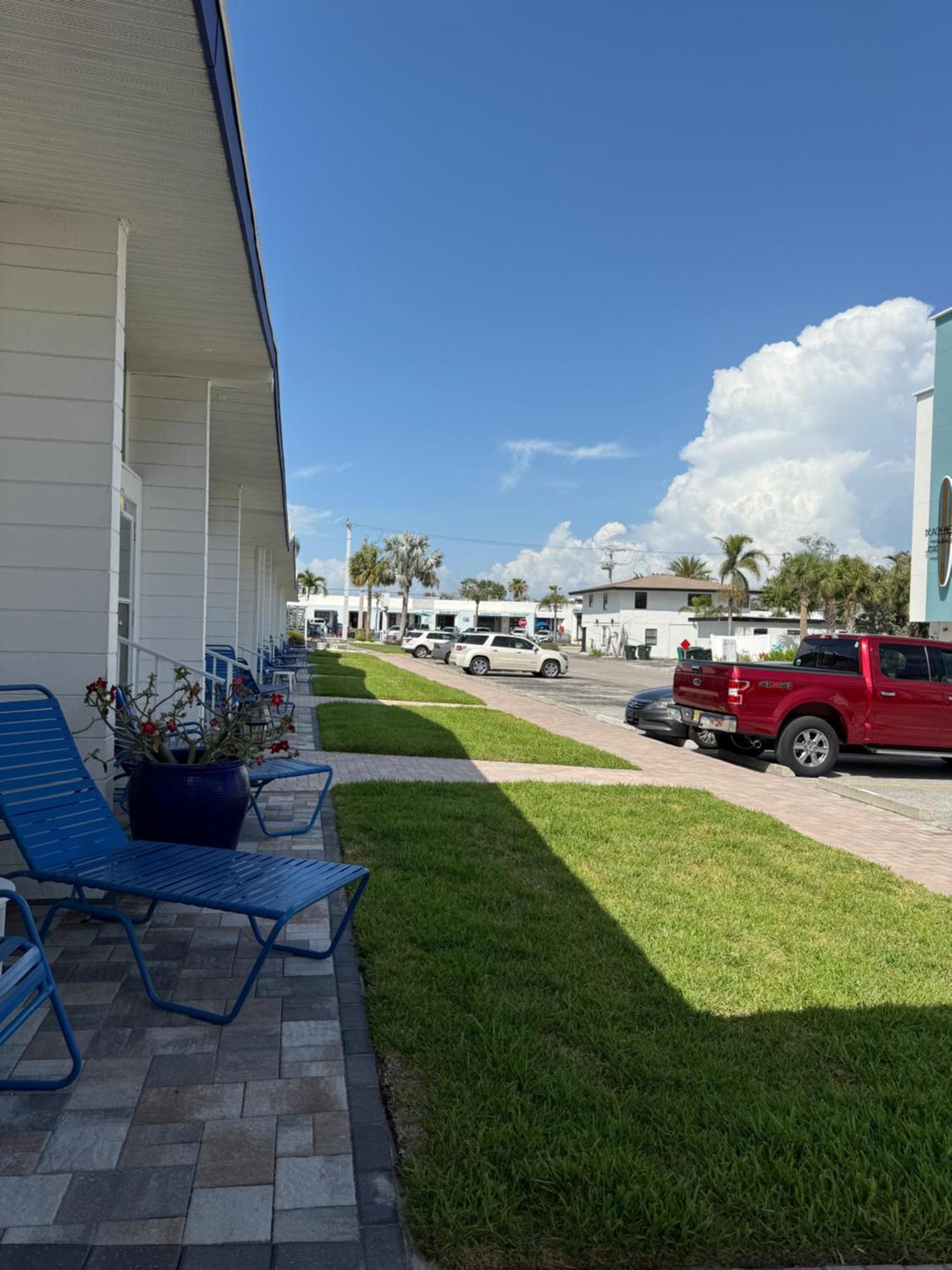Aparthotel Sea Crest Point O'Rocks Exterior foto